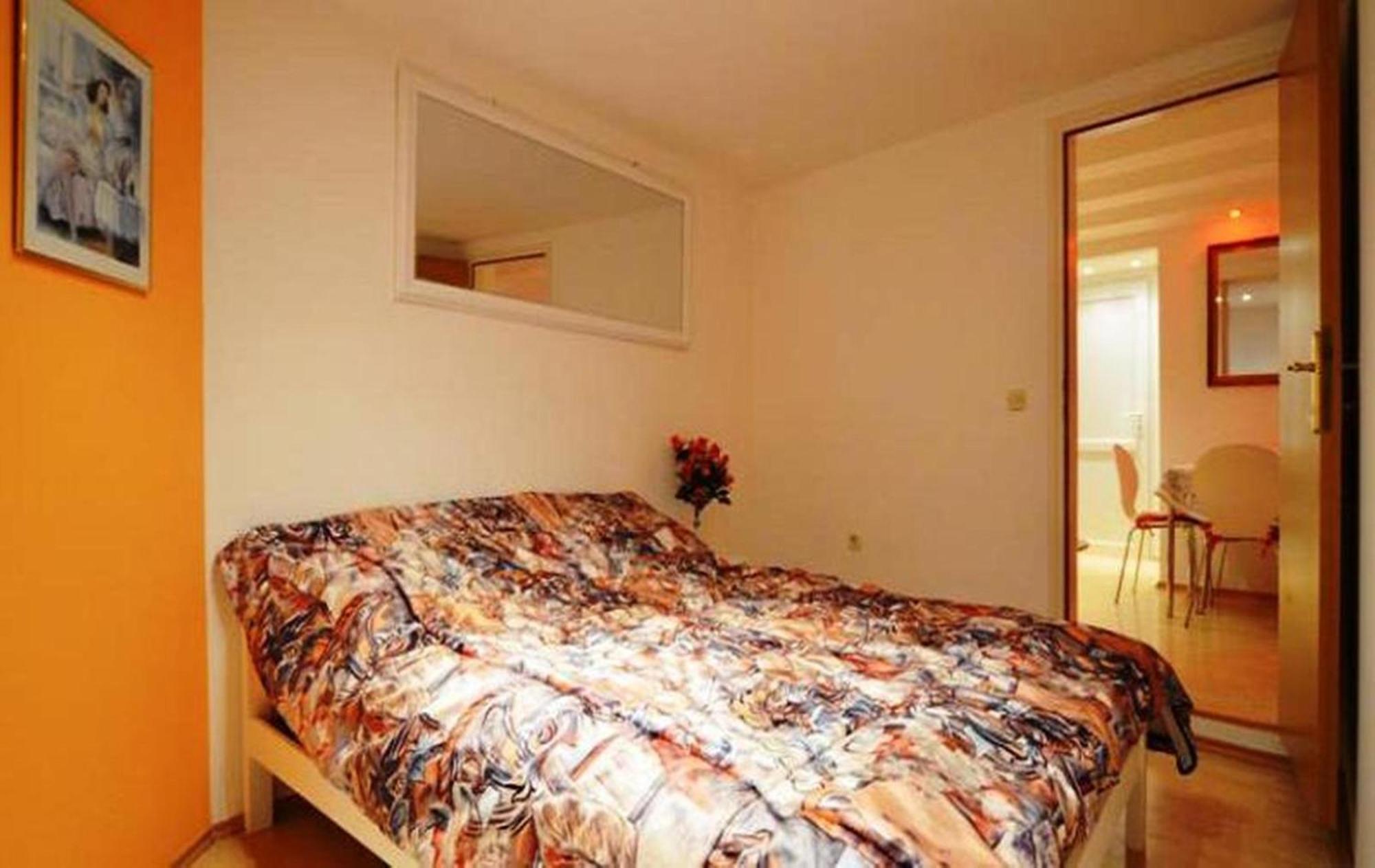 Excelsior Apartments Rovigno Esterno foto